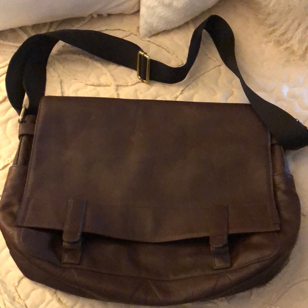 Fossil Dark Brown Leather Messenger Bag